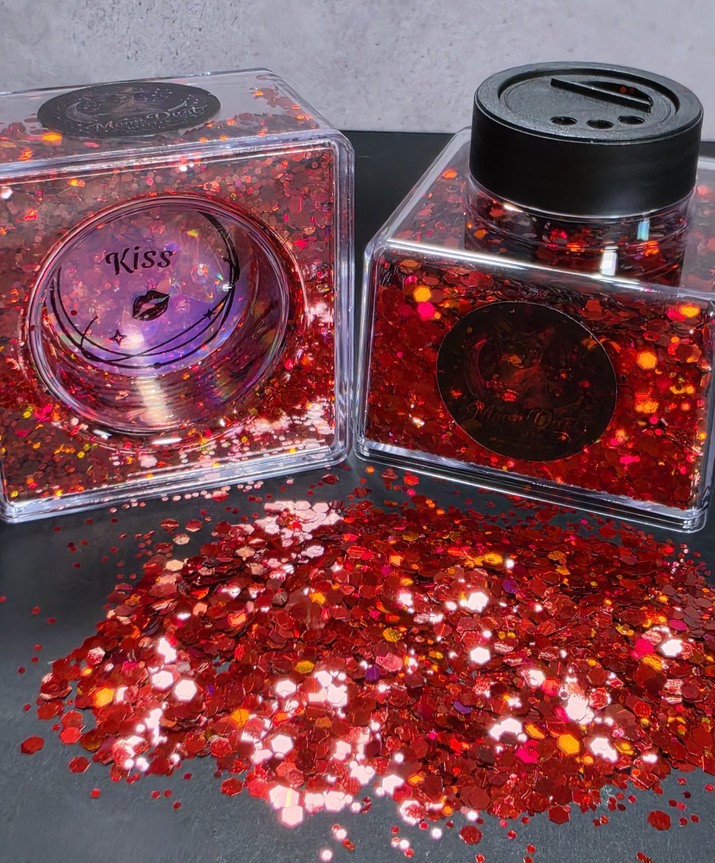 Glitter KISS