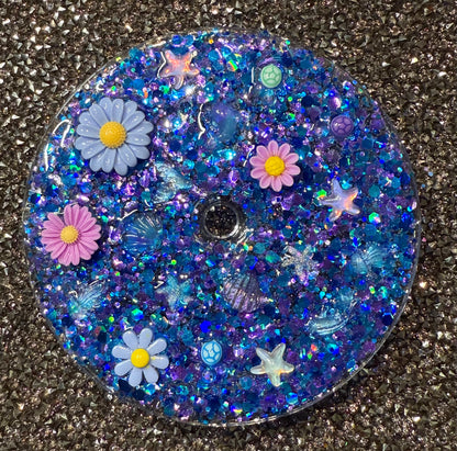 Custom Lid with Glitter and Charms (Examples above)(16oz, 20oz, and 24oz ONLY) NO 40oz customizations