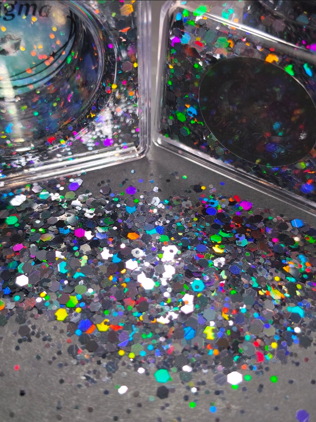 Glitter ENIGMA (Gray holographic)