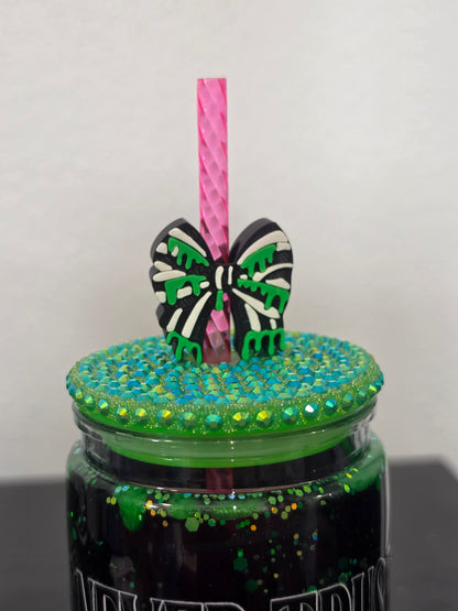Beetle Straw Topper